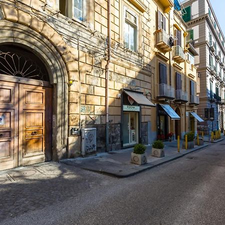 Le Radici Di Parthenope Lägenhet Neapel Exteriör bild